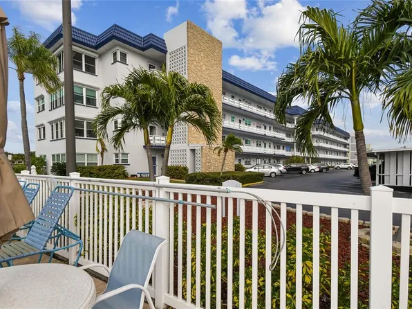 5955 30TH AVENUE S #211, GULFPORT, FL 33707