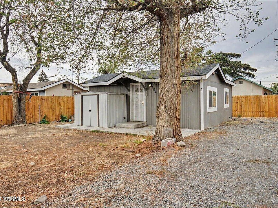 1st image of 502 S 12th St