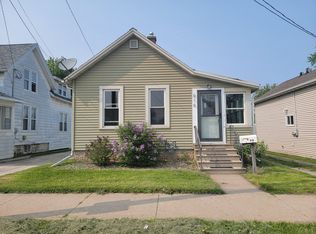 616 W 10th Ave, Oshkosh, WI 54902