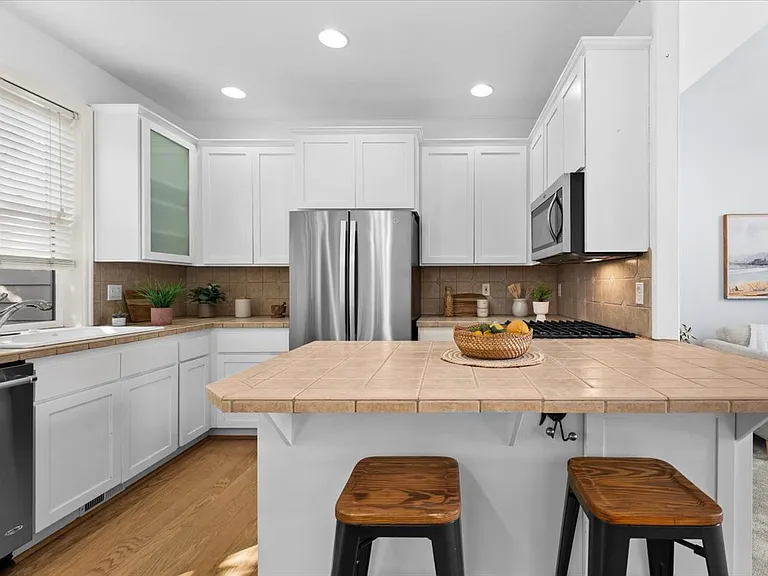 2352 NW Brewer Ln — Photo 14