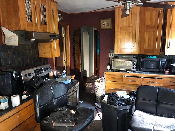 2nd image of 2942 N 75th Ter