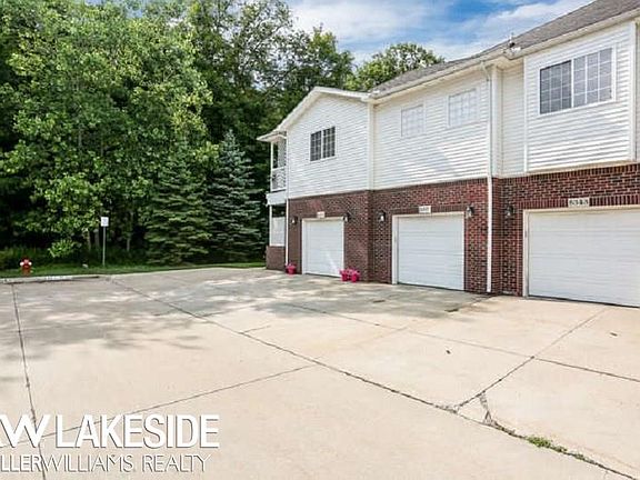 4th image of 5337 Twin Oaks Dr #123