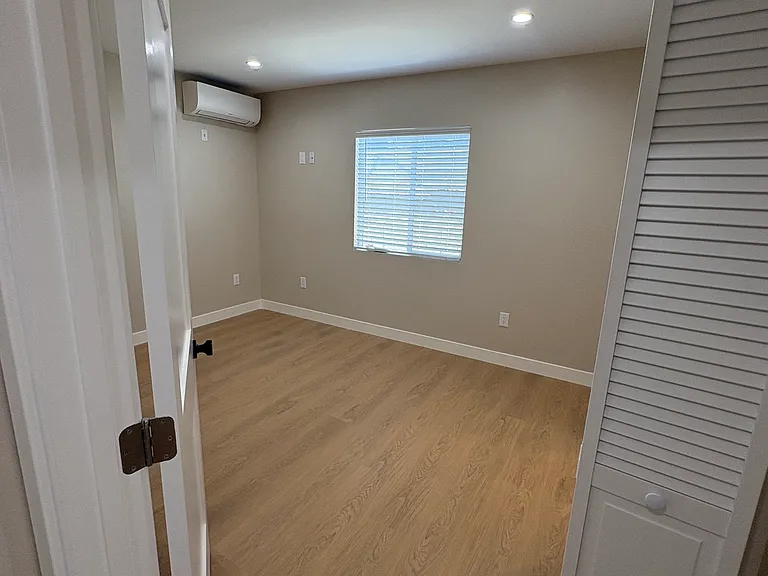 10546 La Mirada Blvd — Photo 6