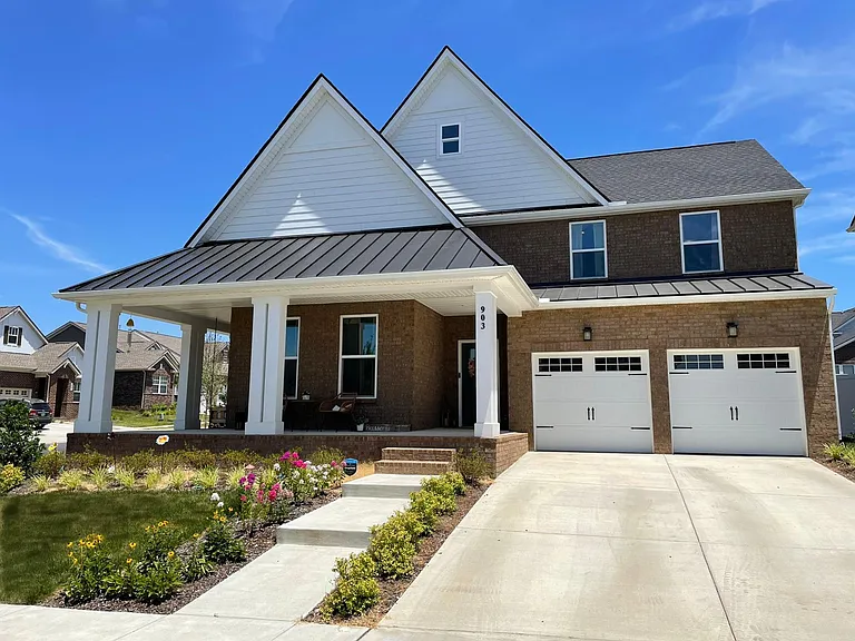 903 Orchid Pl — Photo 1