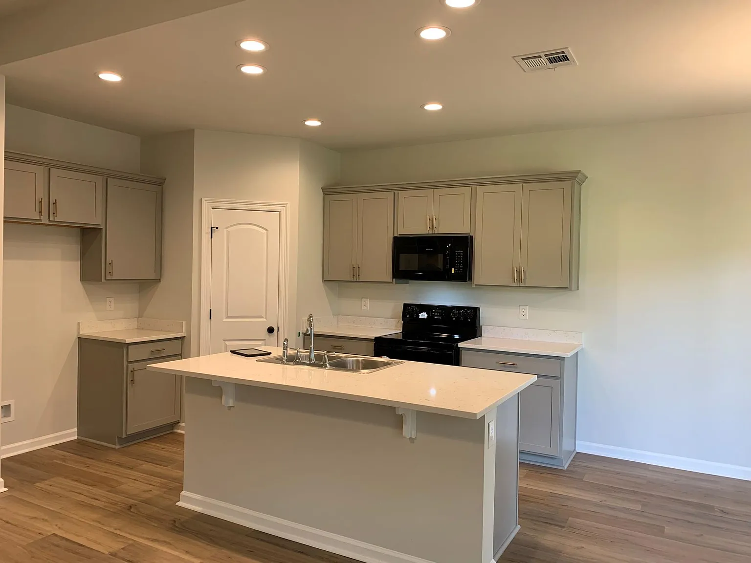 308 Judice Ln — Photo 4