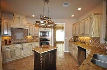2nd image of 2721 Long Lake Pl