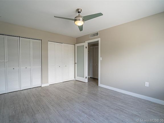 3rd image of 1600 West Ave APT 502