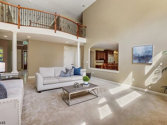 5th image of 21 Donsen Ln