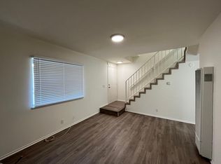 105 Roswell Ave APT 7, Long Beach, CA 90803