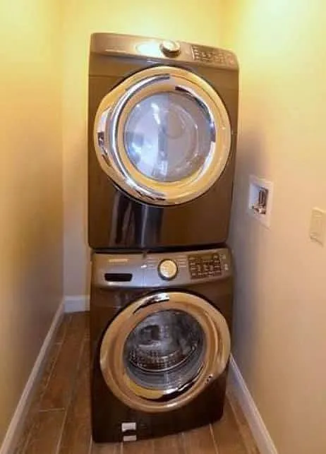 2 bed, 1400 sqft, $3,400 — Photo 4