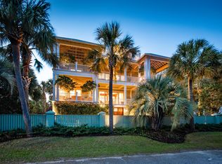 194 Station 19 St, Sullivans Island, SC 29482