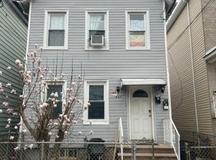 547 Fulton St, Elizabeth, NJ