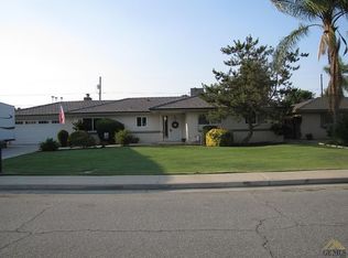 6100 Pembroke Ave, Bakersfield, CA 93308
