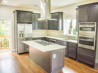 28 Hazelwood St, Roxbury, MA 02119