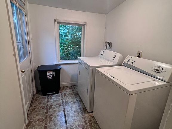 3rd image of 148 W Schuyler St