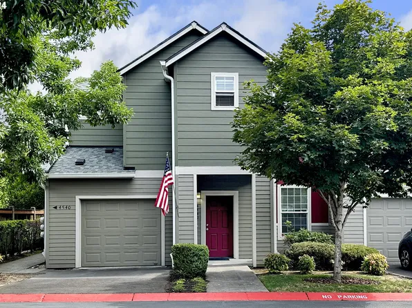 4542 SW 11th St, Gresham, OR 97080