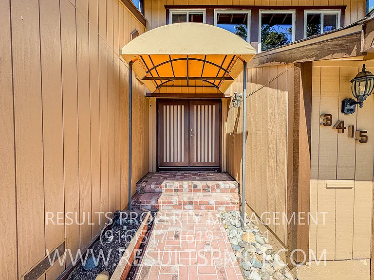 3415 Nathan Ct — Photo 5