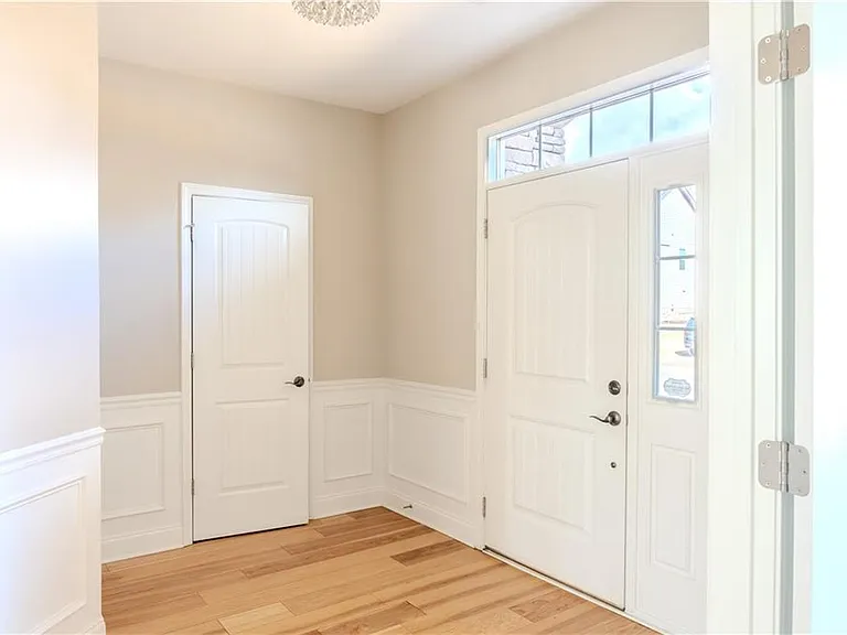 8040 Scenic Ridge Way — Photo 14
