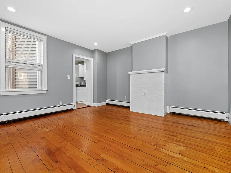 96 Elm St #3 — Photo 5