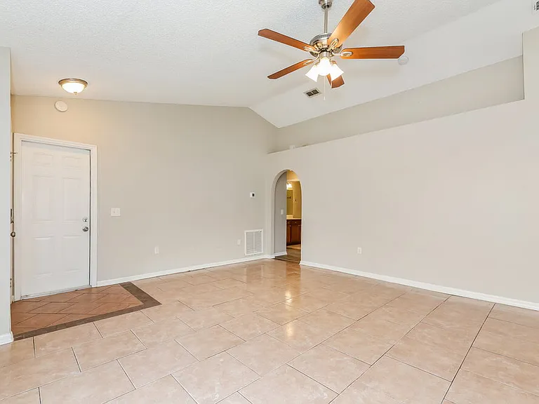 7263 Lawn Tennis Ln — Photo 4