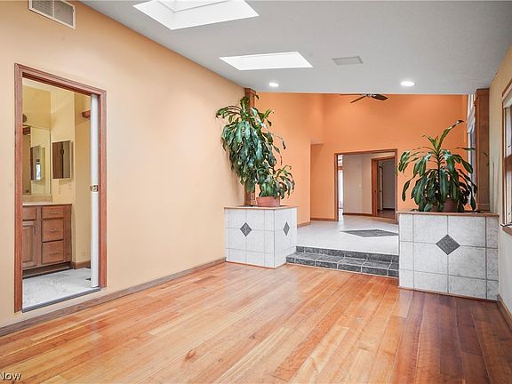 5th image of 17819 Whisper Ln