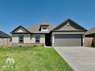 1210 Sunshine Ct, Centerton, AR 72719
