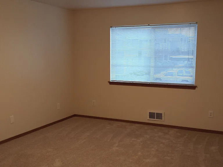 Highland Crest 730 — Photo 25