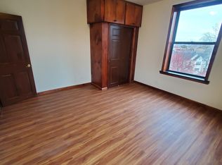 42-70 156th St #4CL, Flushing, NY 11355