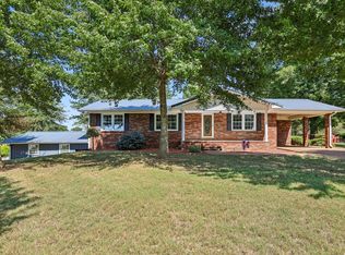 1956 Shady Grove Rd, Morrison, TN 37357