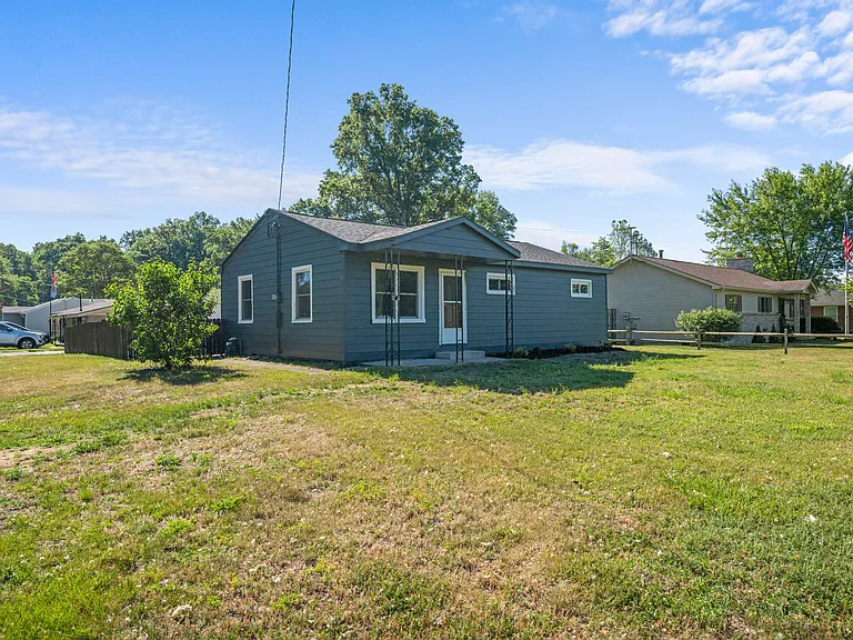 8560 Secor Rd — Photo 24