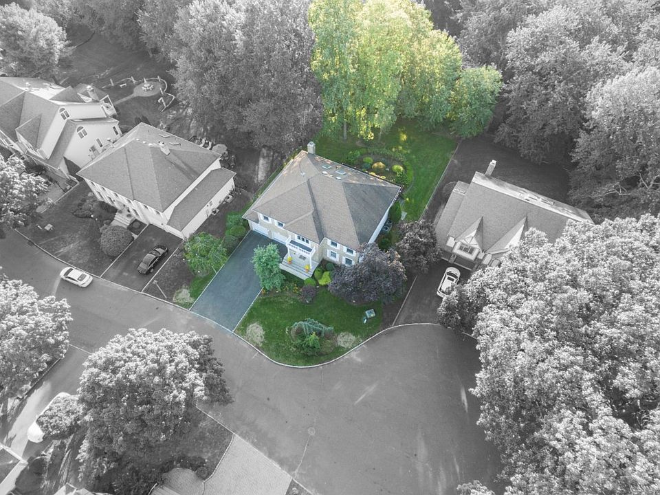 1st image of 136 Langner Pl