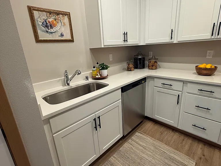 Whitney Lane Apartments — Photo 7