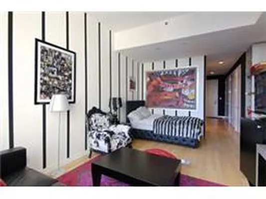 Rented by Douglas Elliman | media 22