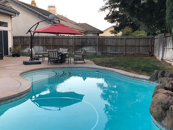 4th image of 7920 Wymark Dr