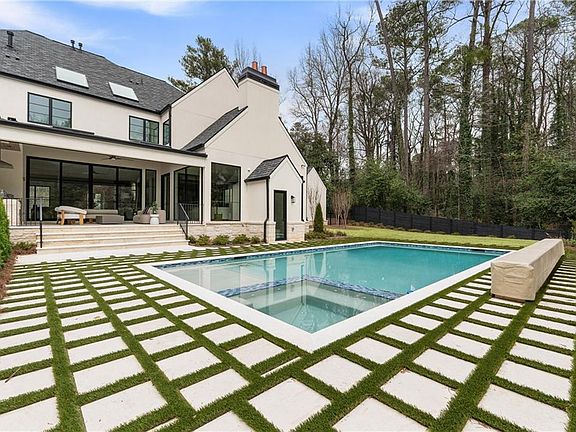 2nd image of 388 Londonberry Rd