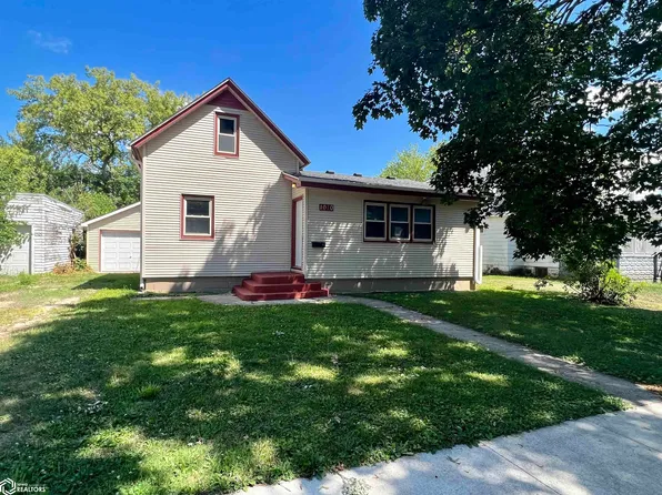 1010 Main St, Iowa Falls, IA 50126