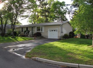 71 Pine St, Spotswood, NJ