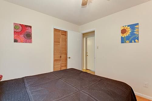 2nd image of 921 Juniper Pl