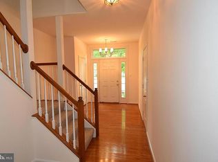 12954 Park Crescent Cir, Herndon, VA 20171