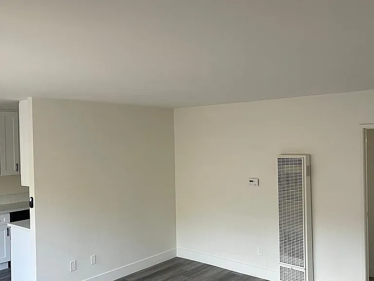 2121 N Verdugo Rd — Photo 11
