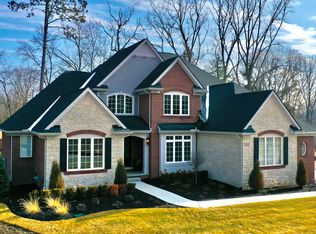 22621 Montebello Ct, Novi, MI 48375