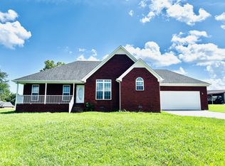 250 Old Camargo Rd, Fayetteville, TN 37334