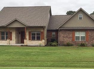 307 Cocopa Dr, Lake Kiowa, TX 76240