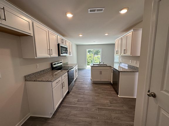 3rd image of 4513 Sandstone Ct