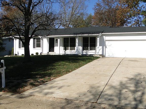 2nd image of 107 Whitewater Dr