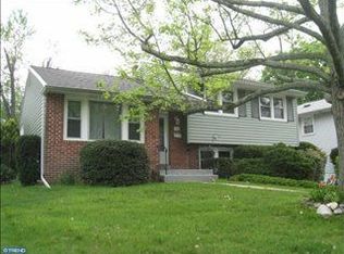 510 Evans Cir, Willow Grove, PA 19090