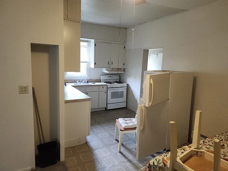 123 Myers Rd #1 — Photo 6