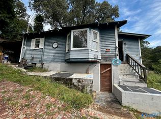 910 N 36th St, Gadsden, AL 35904