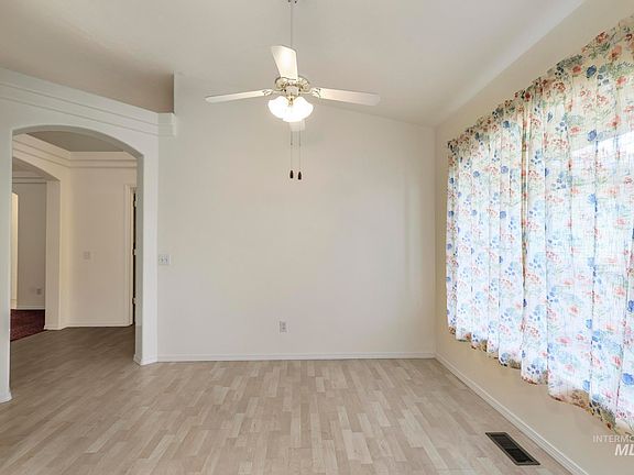 2nd image of 2448 Cedarchip Rd