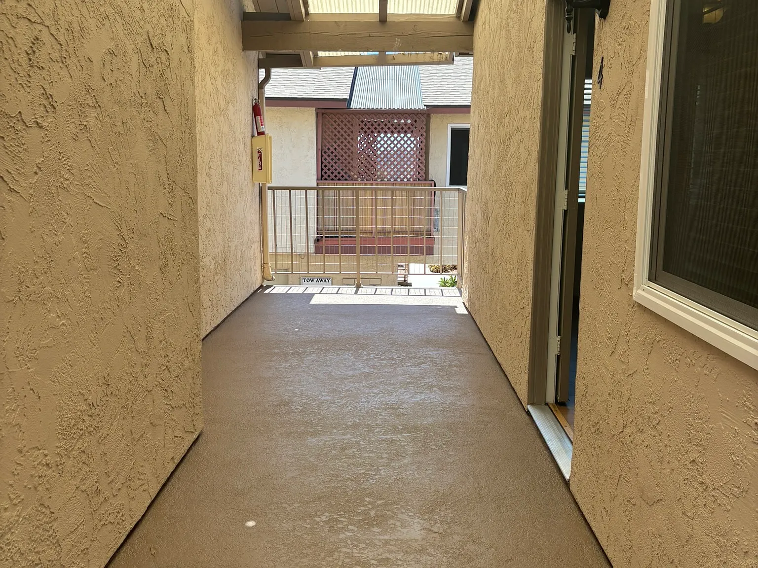2 bed, 900 sqft, $2,495 — Photo 4